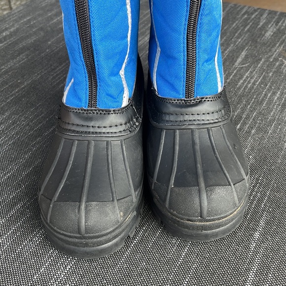 Khombu Miles Duck Boot Size 13 Kids - Picture 3 of 12